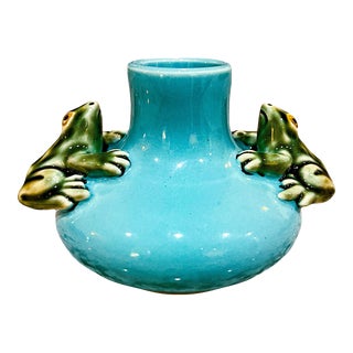 Bordallo Pinheiro Small Vase With Two Frogs For Sale