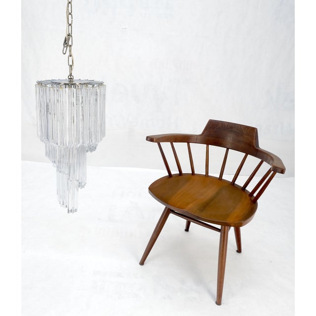 1980s Mid Century Spiral Tier Swirling Chandelier with Murano Glass Triedri Prisms For Sale - Image 10 of 10