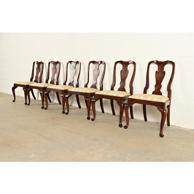 Henkel Harris Henkel Harris Queen Anne Solid Mahogany Dining Chairs, Set of Six For Sale - Image 4 of 14