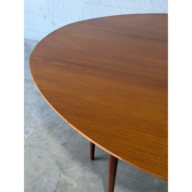 In Style of Henredon Walnut Extendable Oval Drop-Leaf Gateleg Dining Table Mid-Century Modern 1960s For Sale - Image 14 of 14