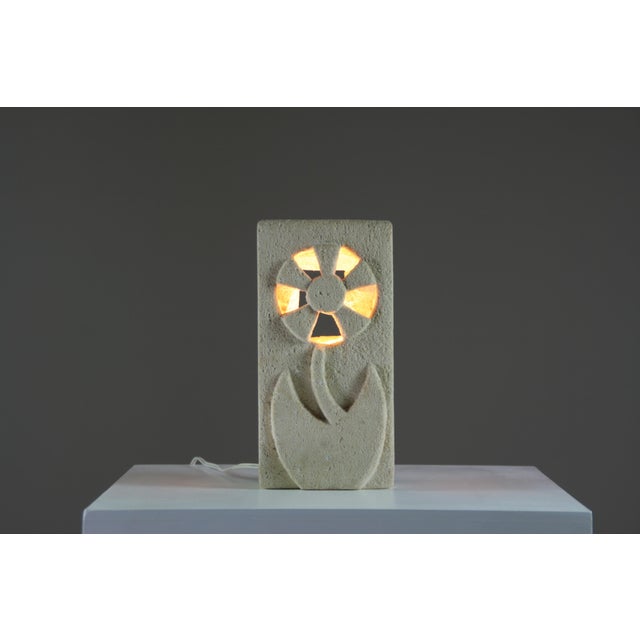 This remarkable lamp, designed by the talented Albert Tormos, perfectly embodies the sculptural and poetic spirit of its...