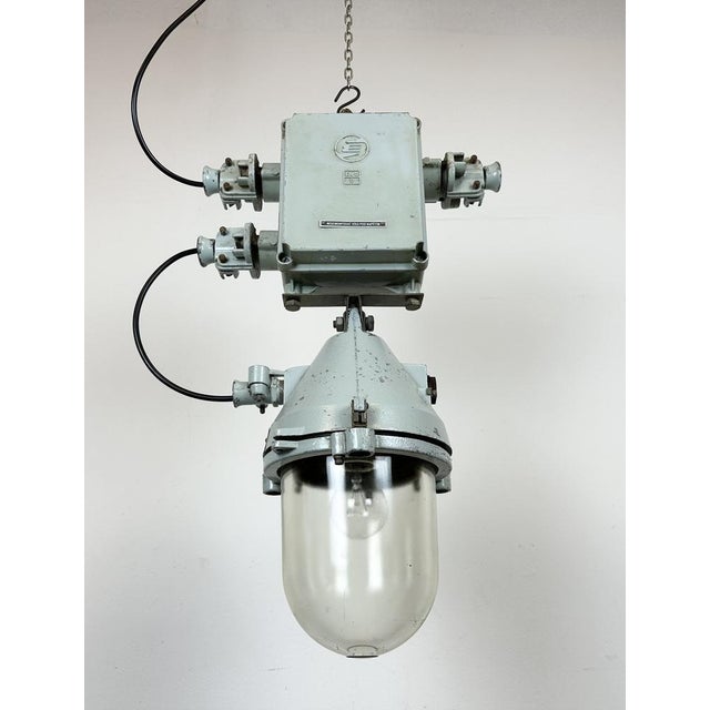 Metal Industrial Cast Aluminium Explosion Proof Lamp from Elektrosvit, 1970s For Sale - Image 7 of 18