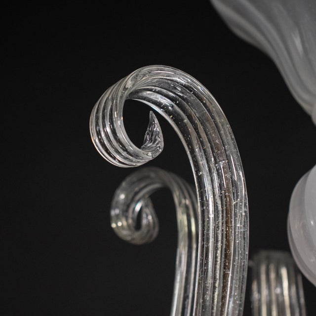Mid‑Century Italian Martinuzzi-Inspired Pulegoso and Lattimo Murano Chandelier For Sale - Image 10 of 18
