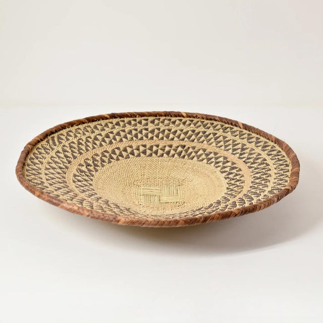 Tan Early 20th Century Tonga Binga Basket 19 Inch For Sale - Image 8 of 8