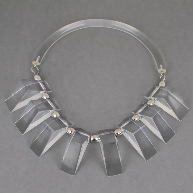 1980s Judith Hendler Clear Acrylic Neck-Ring Choker Necklace For Sale - Image 5 of 17