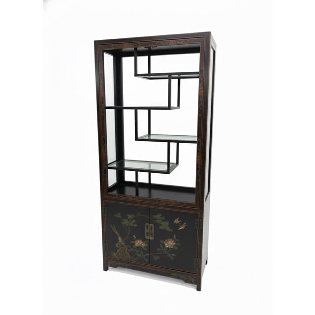 Chinoiserie 1980s Mid-Century Chinoiserie Black Lacquer Staggered Vitrine Cabinet For Sale - Image 3 of 7