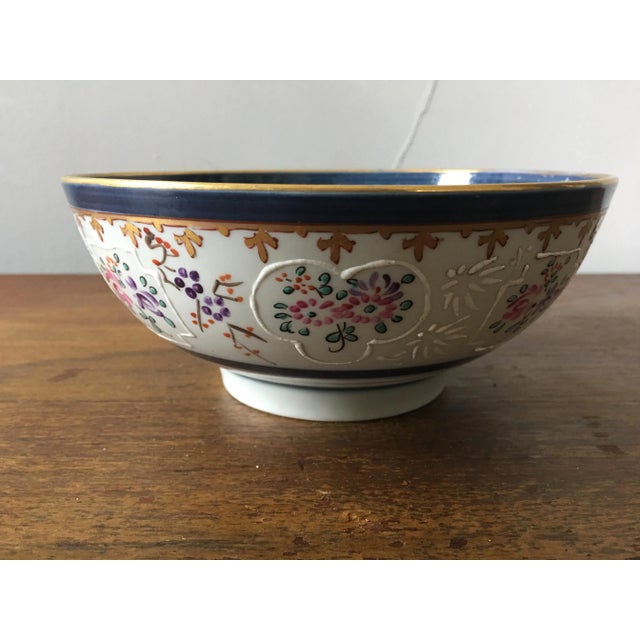 Late 19th century porcelain bowl by Samson, Edme et Cie of Paris in Chinese export armorial style. Marked 'Made in France'...