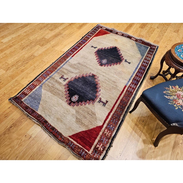 1900 - 1909 Vintage Persian Gabbeh Tribal Rug, Hand-Knotted Wool, Minimalist Diamond Design, Ivory & Gray, 4x7 For Sale - Image 5 of 15