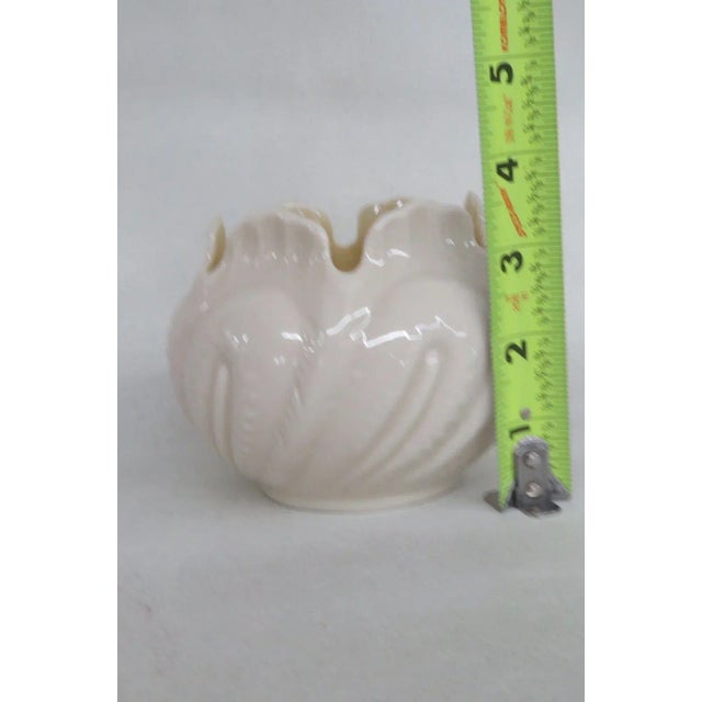 Mid-Century Modern Belleek Ireland Cabbage Leaf Bowl Porcelain Yellow Luster Vase For Sale - Image 3 of 13