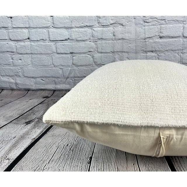 20 x 20 Hemp Pillow Turkish Cushion Natural Grayish White Pillow Cushion Cover For Sale - Image 4 of 4