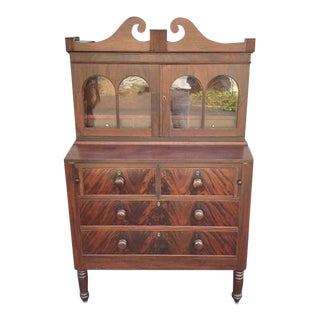 Early 19th Century Nice Antique American Mahogany and Flame Mahogany Federal Period Secretary Desk For Sale