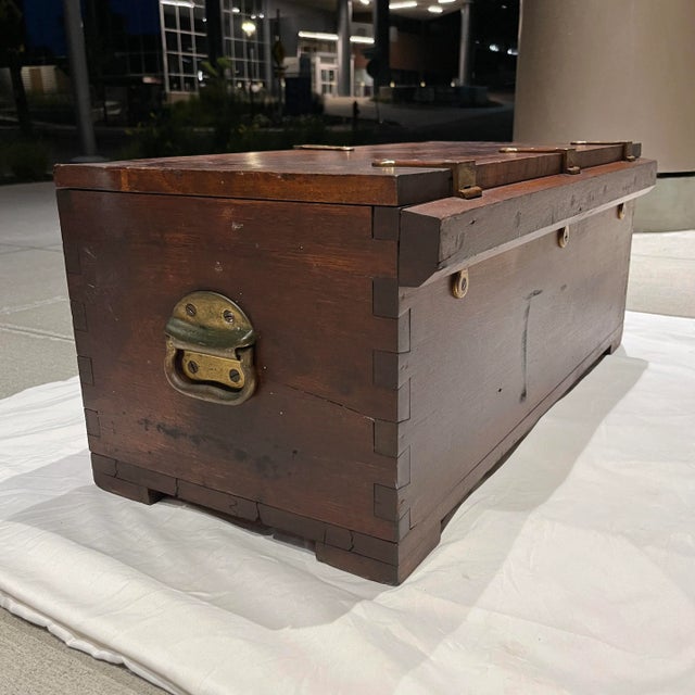 Early 20th Century Antique Railroad Engineer’s Tool Chest With Bronze Mounts From Adams & Westlake Company Chicago For Sale - Image 5 of 13