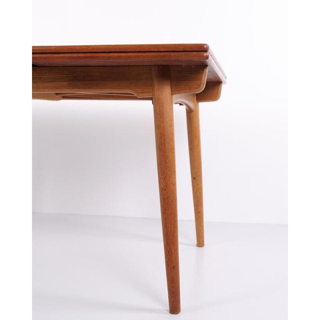 Teak and Oak Dining Table with Extensions by Hans J. Wegner for Andreas Tuck, Denmark, 1960s For Sale - Image 6 of 11