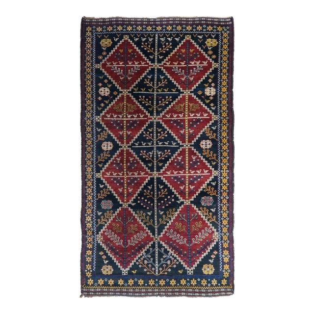 Antique Shiraz Rug 4'7'' x 8'5'' For Sale