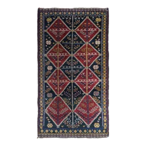 Antique Shiraz Rug 4'7'' x 8'5''