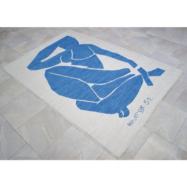 Royal Blue Henri Matisse - Blue Nude 3 - Inspired Silk Hand Woven Flat Weave Area - Wall Rug 4′8″ × 6′10″ For Sale - Image 8 of 16
