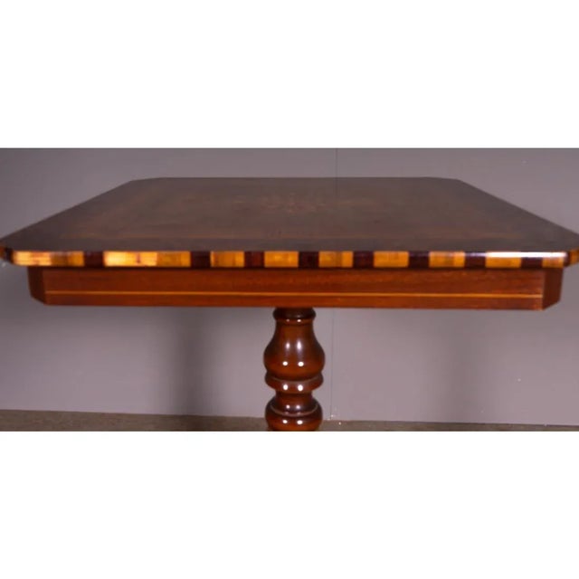 Square coffee table inlaid in wood with small signs of wear on the edge Measures Height 59 cm Width 50 cm Depth 50 cm