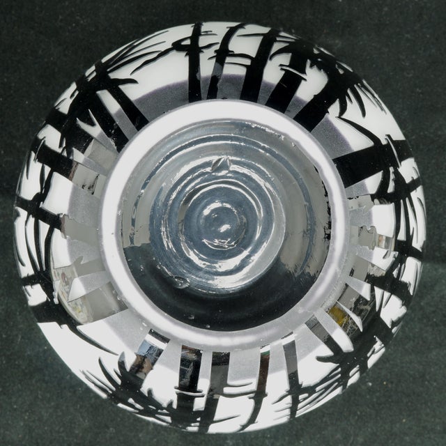 Contemporary Mid-Century Modern Revival Black & White Cased Glass Bamboo Vase For Sale - Image 12 of 12