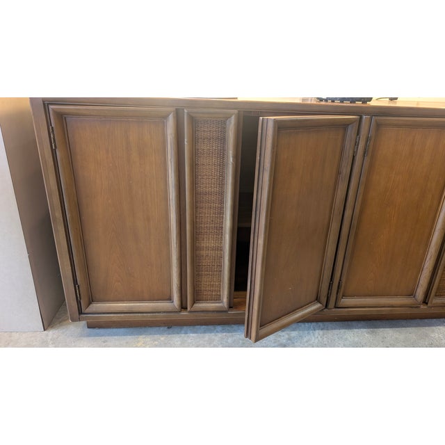 Mid-Century Modern 1970s Thomasville Credenza For Sale - Image 3 of 17