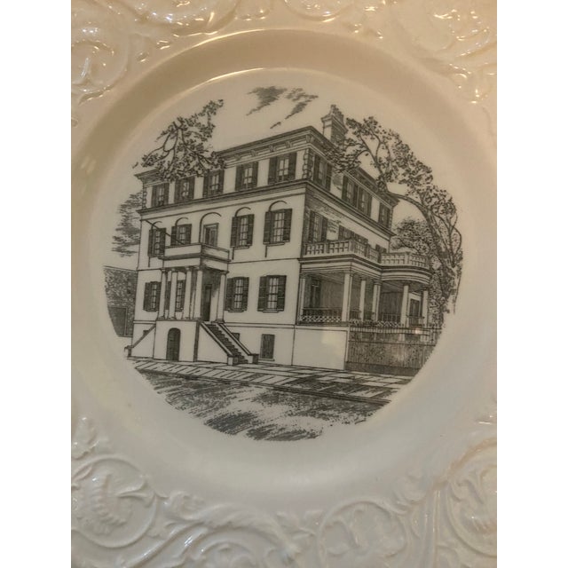 Wedgwood 1950s Wedgwood Etruria Plates Savannah, G. A. Collection for Levy Jewelers - Set of 4 For Sale - Image 4 of 12