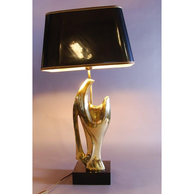 Sculptural Brass Hand Table Lamp with Black Shade, 1970s For Sale - Image 3 of 5