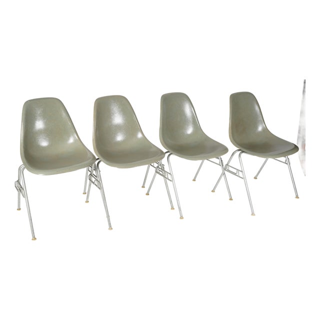 Vintage Eames Fiberglass DSS Stacking Chairs by Charles and Ray Eames for Herman Miller Set of 4 For Sale