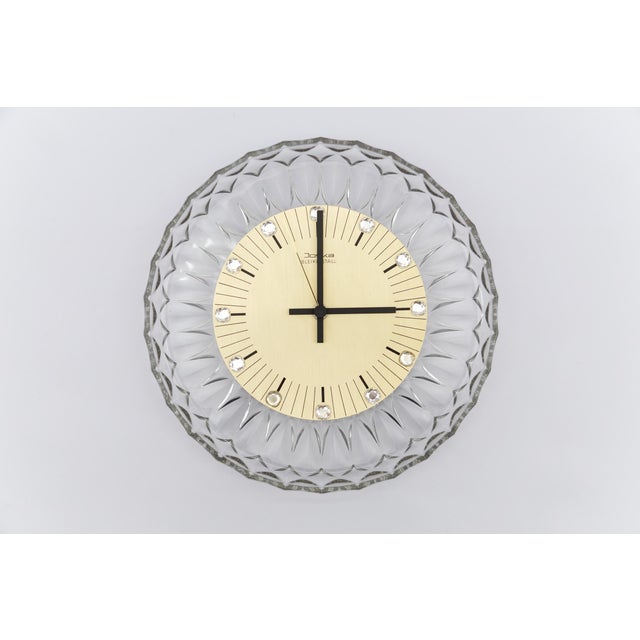 Gold Hollywood Regency Wall Clock in Lead Crystal from Joska, 1970s For Sale - Image 8 of 9