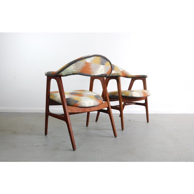 Mid-Century Modern 1960s Danish Modern Side Chairs in Southwestern Print Denmark - a Pair For Sale - Image 3 of 5