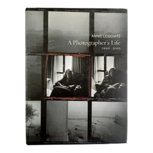 Annie Leibovitz, a Photographer’s Life 1990 - 2005, Random House, 2006