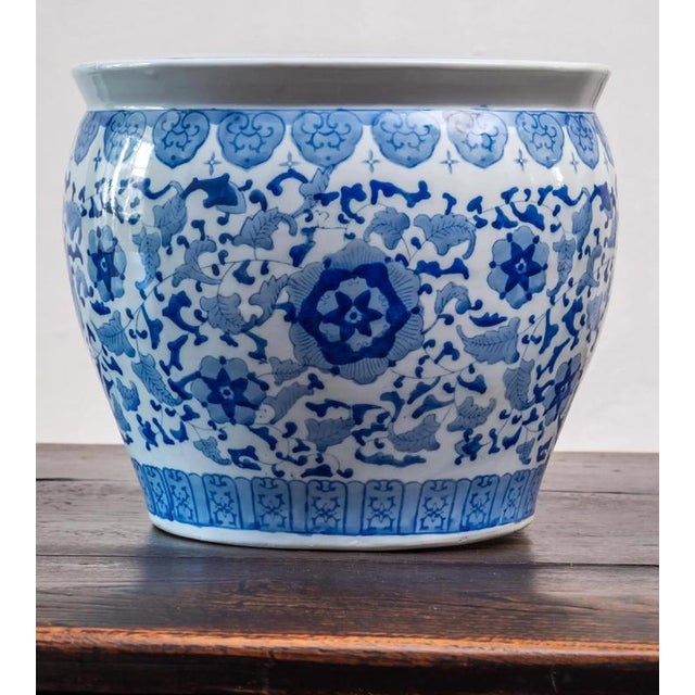 Hand-Painted Flower Pot in Porcelain For Sale - Image 9 of 9