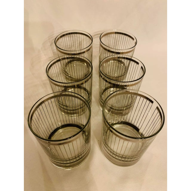 Mid-Century Modern Georges Briard Silver Mirror Pin Stripe Low Ball Glasses - Set of 6 For Sale - Image 3 of 12