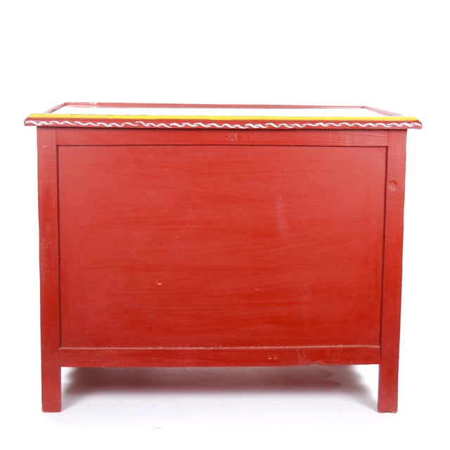 Moroccan Painted Coffee Table /Trunk Moorish Details, First Half 20th Century For Sale - Image 9 of 14