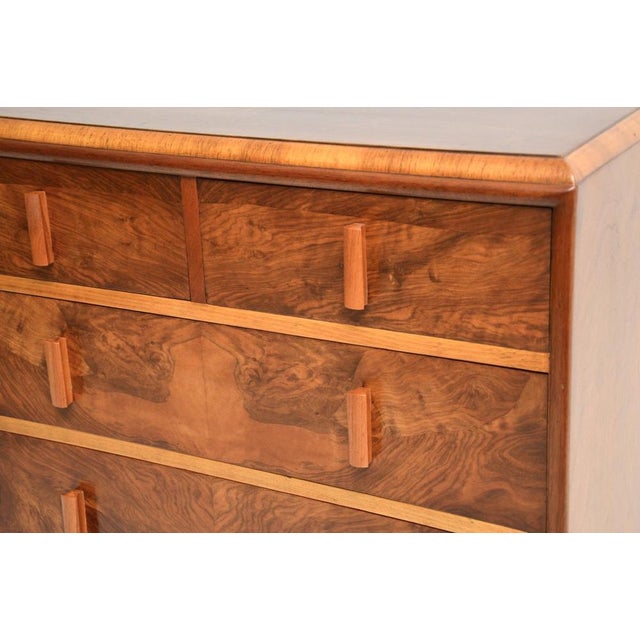 Art Deco Chest of Drawers in Burr Walnut, 1930 For Sale - Image 10 of 11