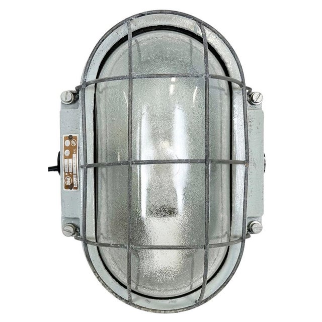 Industrial Cast Aluminium Wall Light with Frosted Glass from Elektrosvit, 1970s For Sale - Image 17 of 17