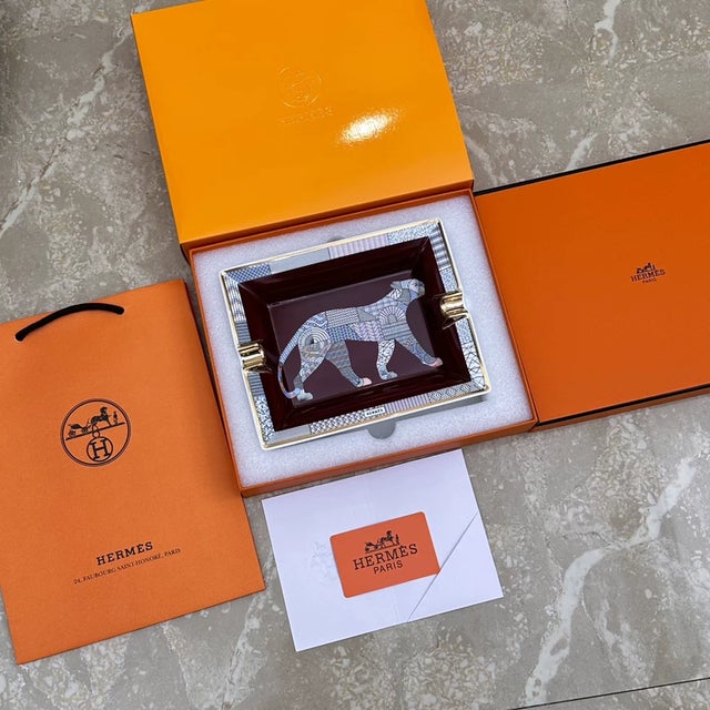 Ceramic Hermès Mosaic Leopard Bone China Ashtray & Trinket Dish For Sale - Image 7 of 8