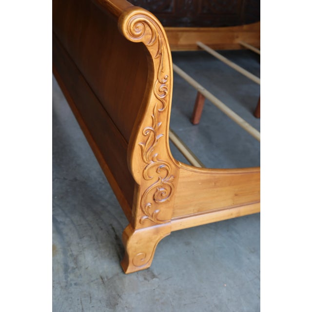Ethan Allen Ethan Allen King Legacy Carved Sleigh Bed For Sale - Image 4 of 7