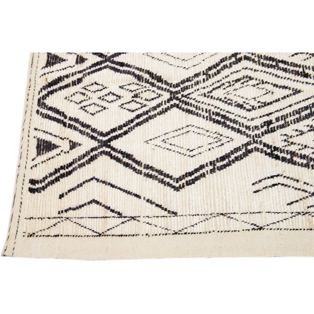 Ivory Modern Moroccan Style Handmade Tribal Pattern Wool Rug For Sale - Image 4 of 7