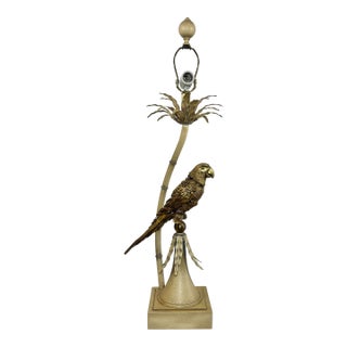 Vintage Hollywood Regency Gold Parrot Tole Palm Tree Table Lamp – Mid-Century Modern Decor For Sale