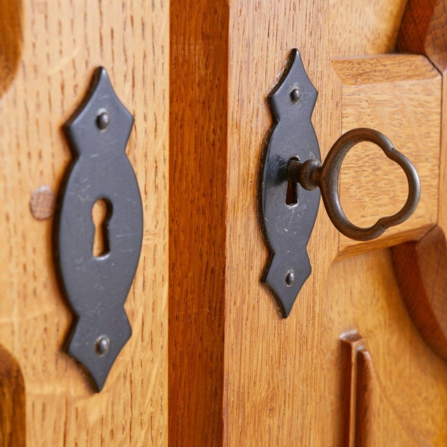 Mid-Century Modern Spanish 2-Door Oak Cabinet with Iron Hardware, 1940s For Sale - Image 3 of 11