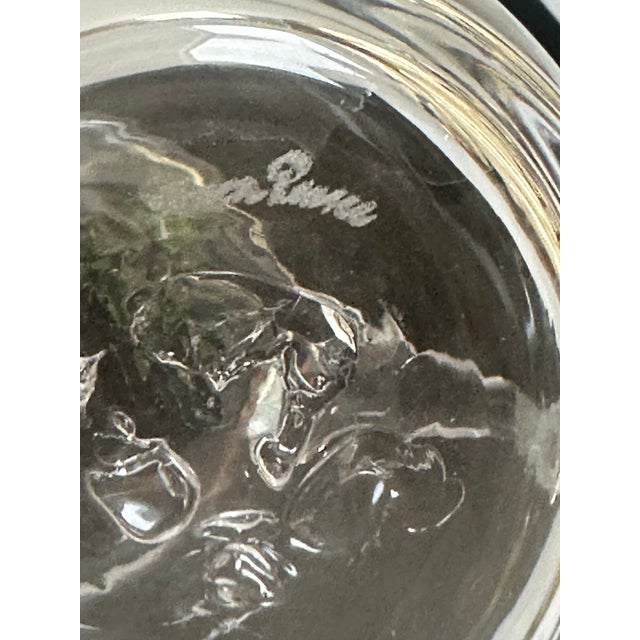 1980s 1980s Signed Simon Pierce Shelburne Clear Hand-Blown Glass Pitcher With Handle and Pour Spout 6.6" Tall Set of Two(2) For Sale - Image 5 of 10