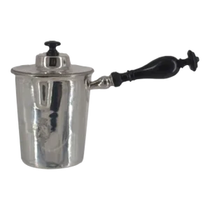 Early 20th Century Sterling Silver Carafe With Crest