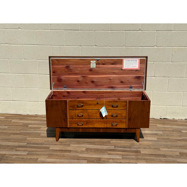 1960s Vintage Mid-Century Modern Lane Cedar Chest | Walnut Blanket Storage Chest, Circa 1960s For Sale - Image 5 of 18