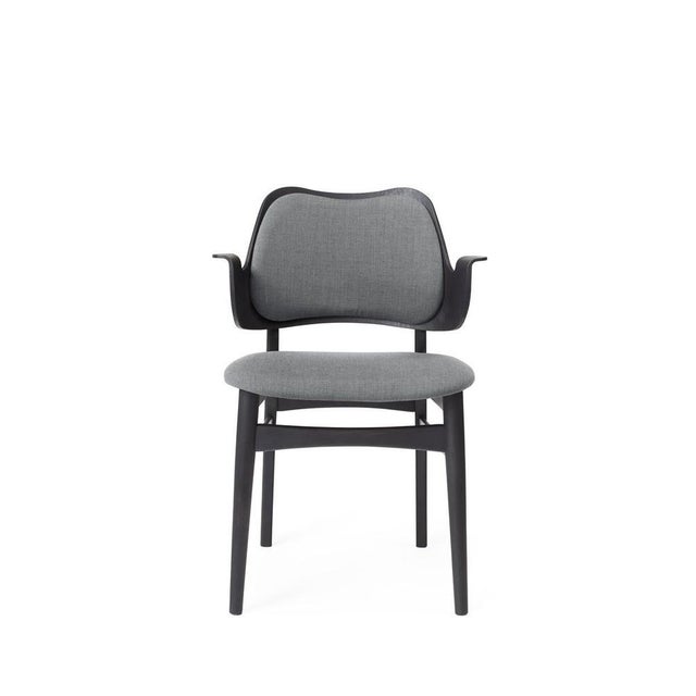 Gesture Chair Canvas Black Beech Grey Melange by Warm Nordic Dimensions: D56 x W53 x H 80 cm Material: Teak or white oiled...