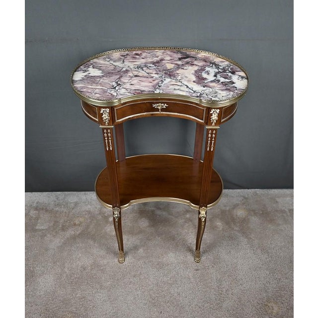 Small Early 20th Century Transitional Mahogany Kidney Table For Sale - Image 3 of 18