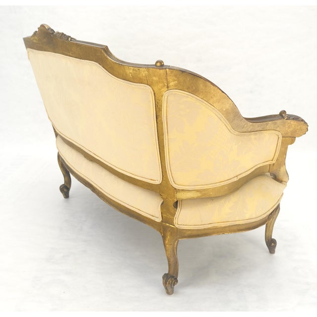 French Provincial c1920s French Louis XV Gold Gilt Wood Loveseat Sofa For Sale - Image 3 of 12
