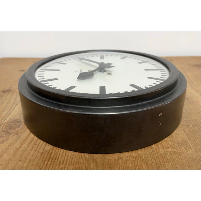Black Industrial Factory Wall Clock from Siemens, 1950s For Sale - Image 12 of 17
