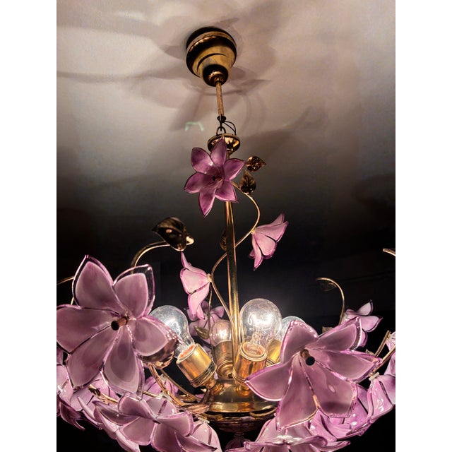 1980s Italian Style Hand-Painted Pink and Purple Murano Glass Floral Chandelier - 4-Light⁠ For Sale - Image 14 of 18