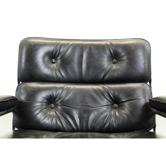 Set of Vintage Lounge Chair with Ottoman by Charles and Ray Eames for Herman Miller, 1970s For Sale - Image 10 of 12