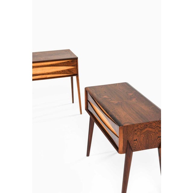 Beech and Rosewood Bedside Tables by Rimbert Sandholt, 1960s, Set of 2 For Sale - Image 4 of 12