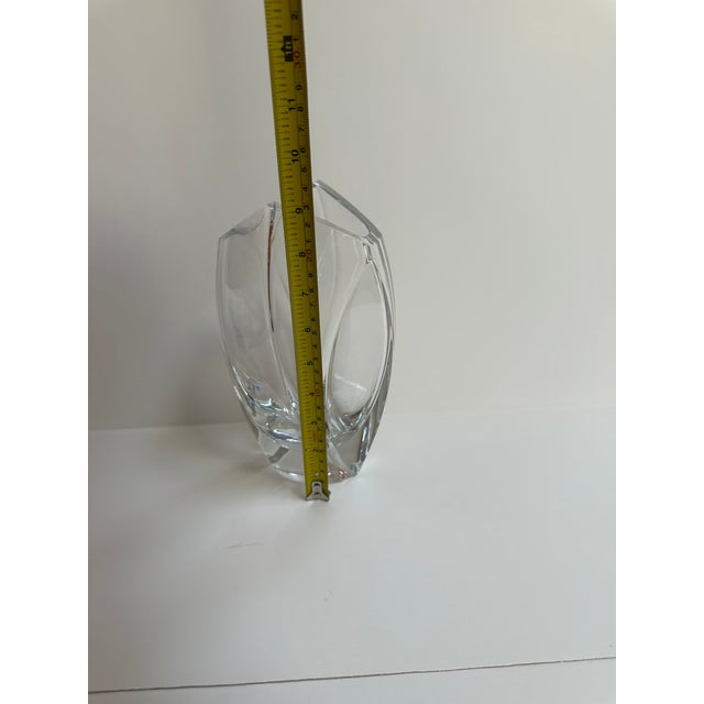 1980s Baccarat Clear Crystal "Govern" 9" Heigh Vase Signed Rrigot For Sale - Image 5 of 9